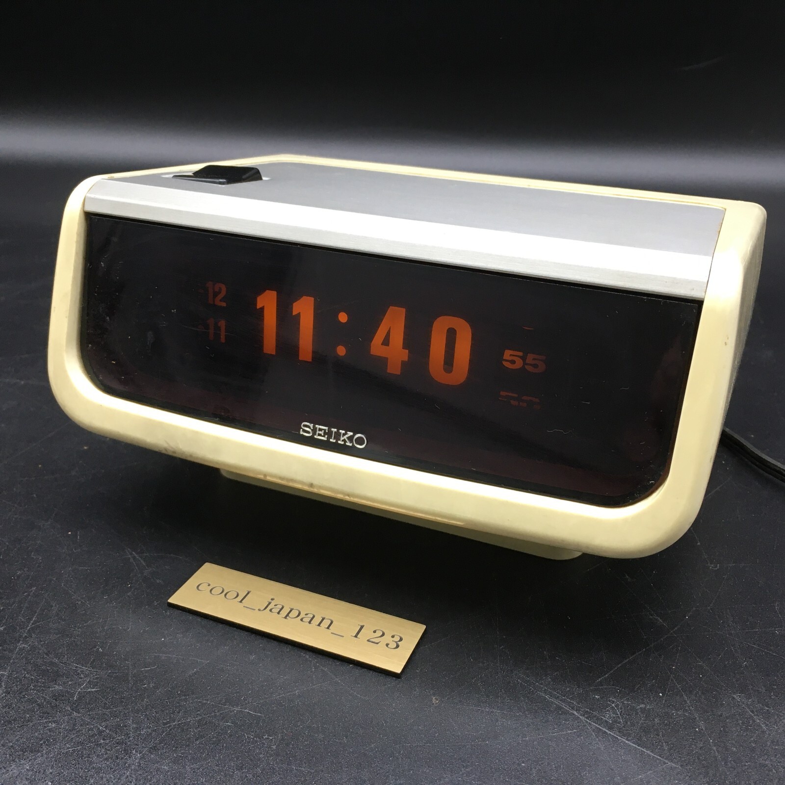 Vintage SEIKO DIGITAL CLOCK Alarm Clock DL401 Age Mid