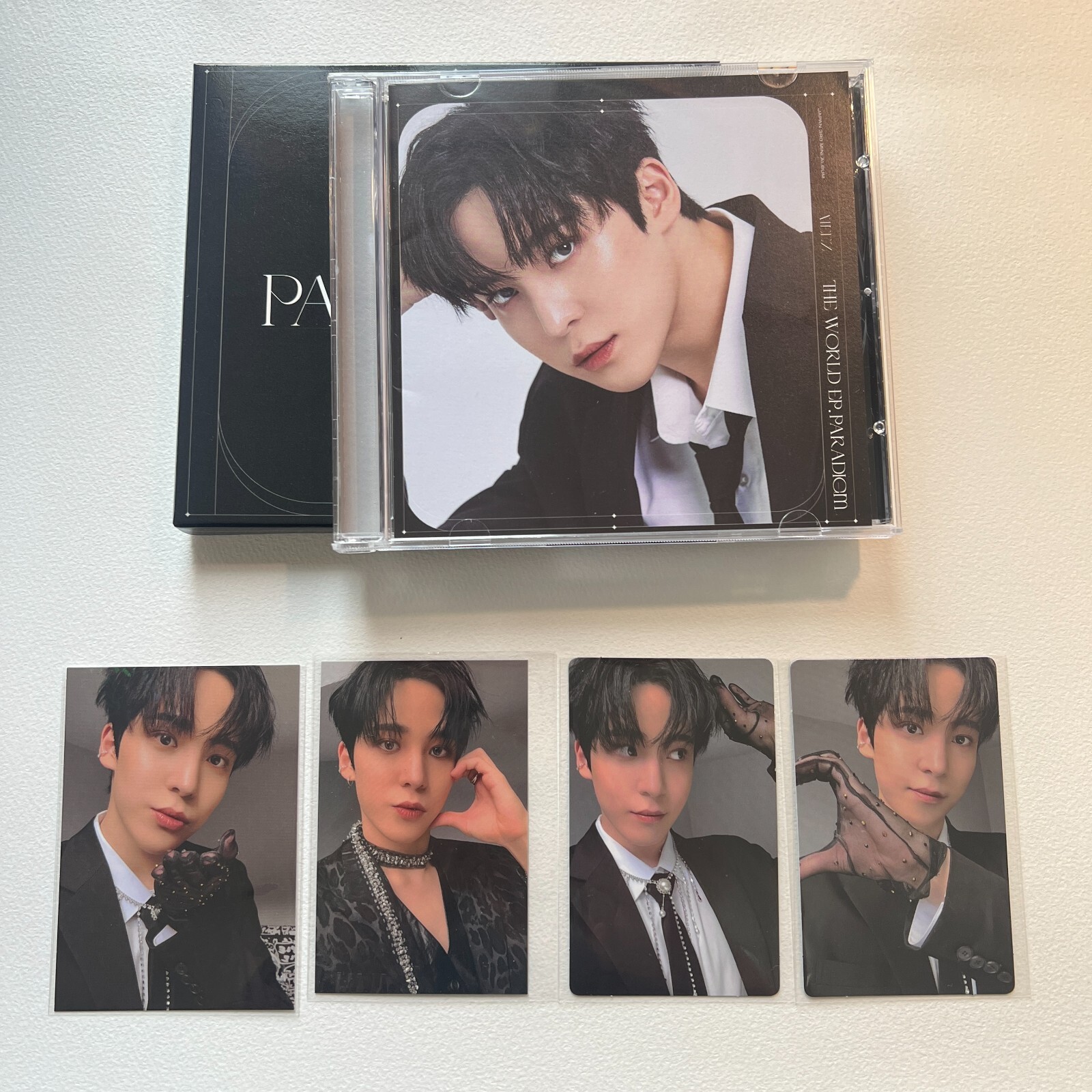 ATEEZ YUNHO THE WORLD EP . PARADIGM Official Photocard Solo