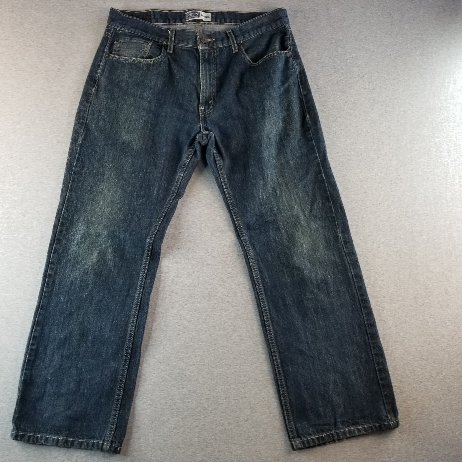 Levi Jeans Men's Sz 36x30 VTG Straight Cut Dark Wash 100%Cotton Normcore Durable