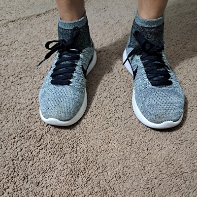 Nike LUNAREPIC LUNARLON - 818677-013 - Black and Gray - Women's Size 8