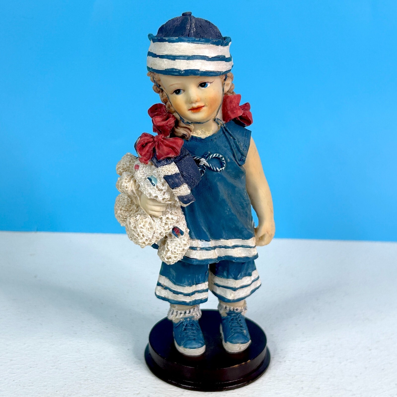 tiny★girl Vintage Beautifully Detailed Retro Style Little Girl w/ Cat