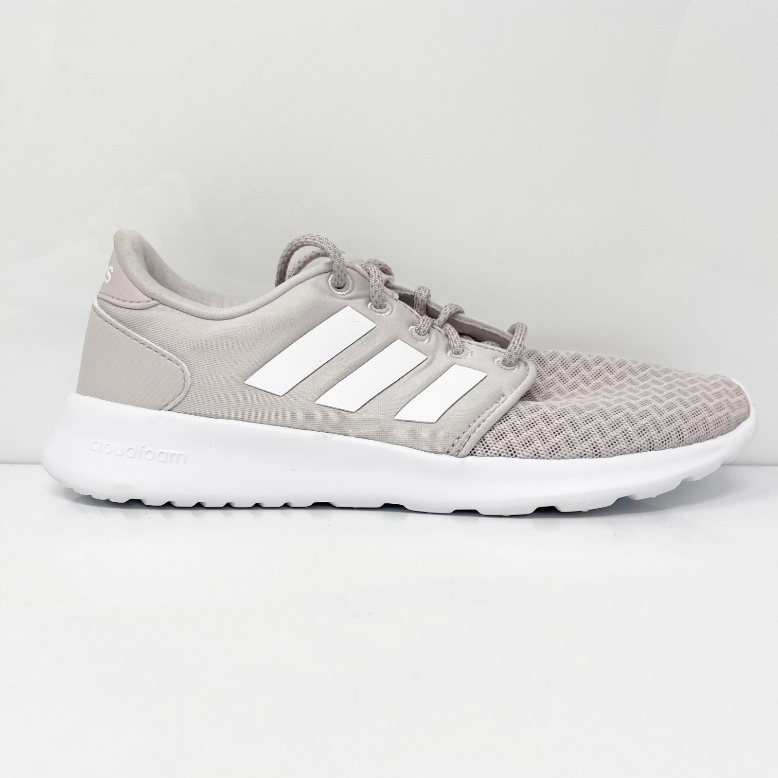 

Adidas Женские кроссовки Cloudfoam QT Racer B43758 Серые кроссовки Размер 6, Серый, Cloudfoam QT Racer