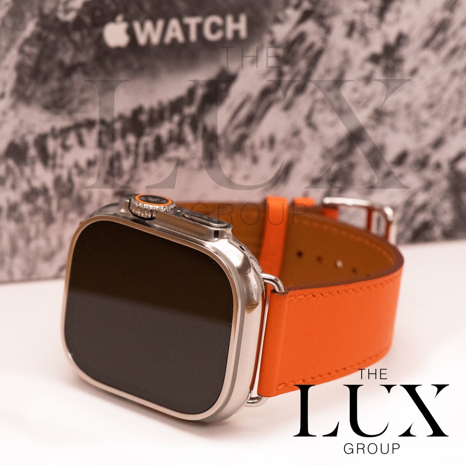 Apple Watch Ultra 2 Titanium 49mm Polished with Genuine Apple Watch Ultra 2 Titanium 49mm Polished with Genuine