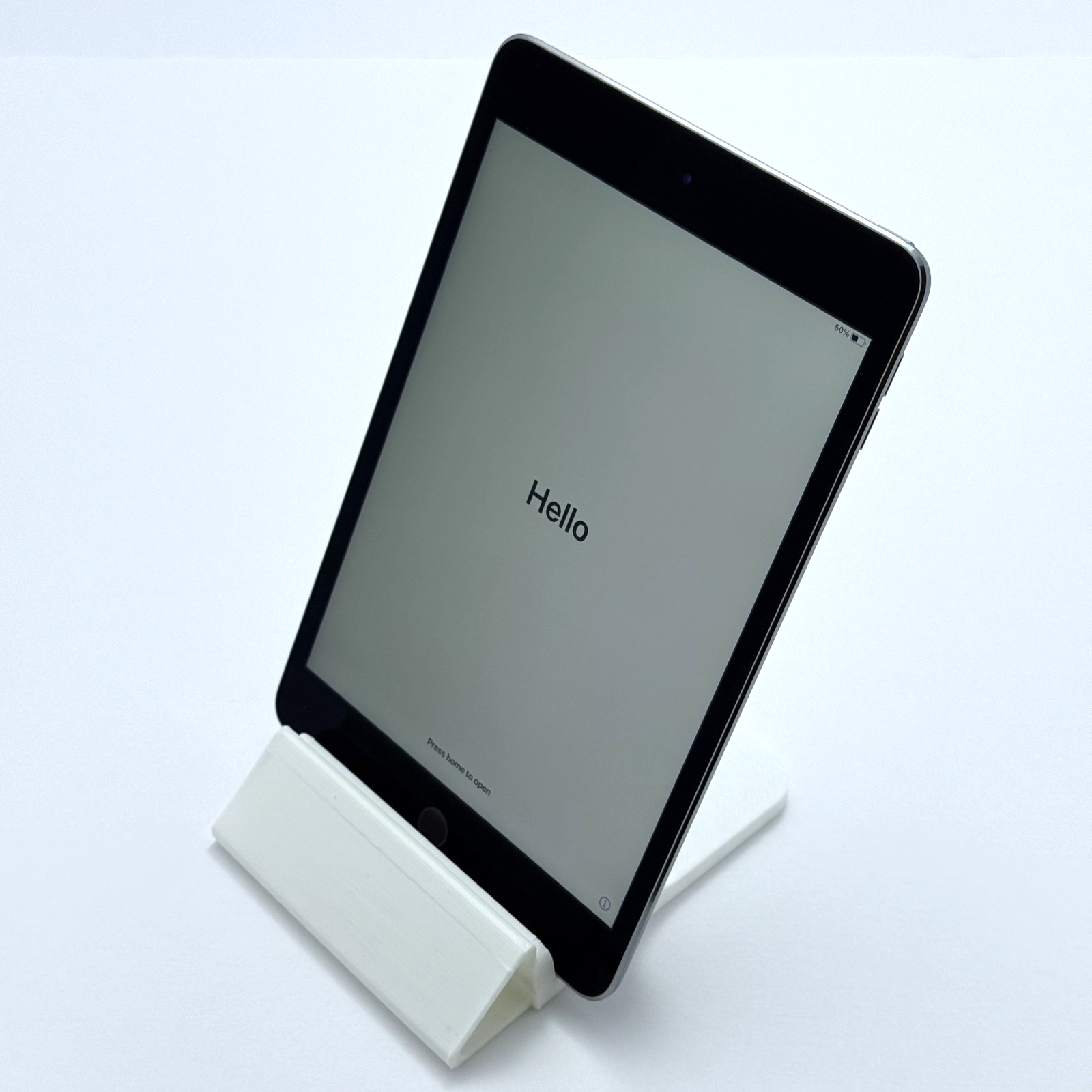 Apple iPadミニ (モデル A1538) シルバー Pre-Owned Apple iPad Mini 4 A1538 (WiFi) 64GB Silver