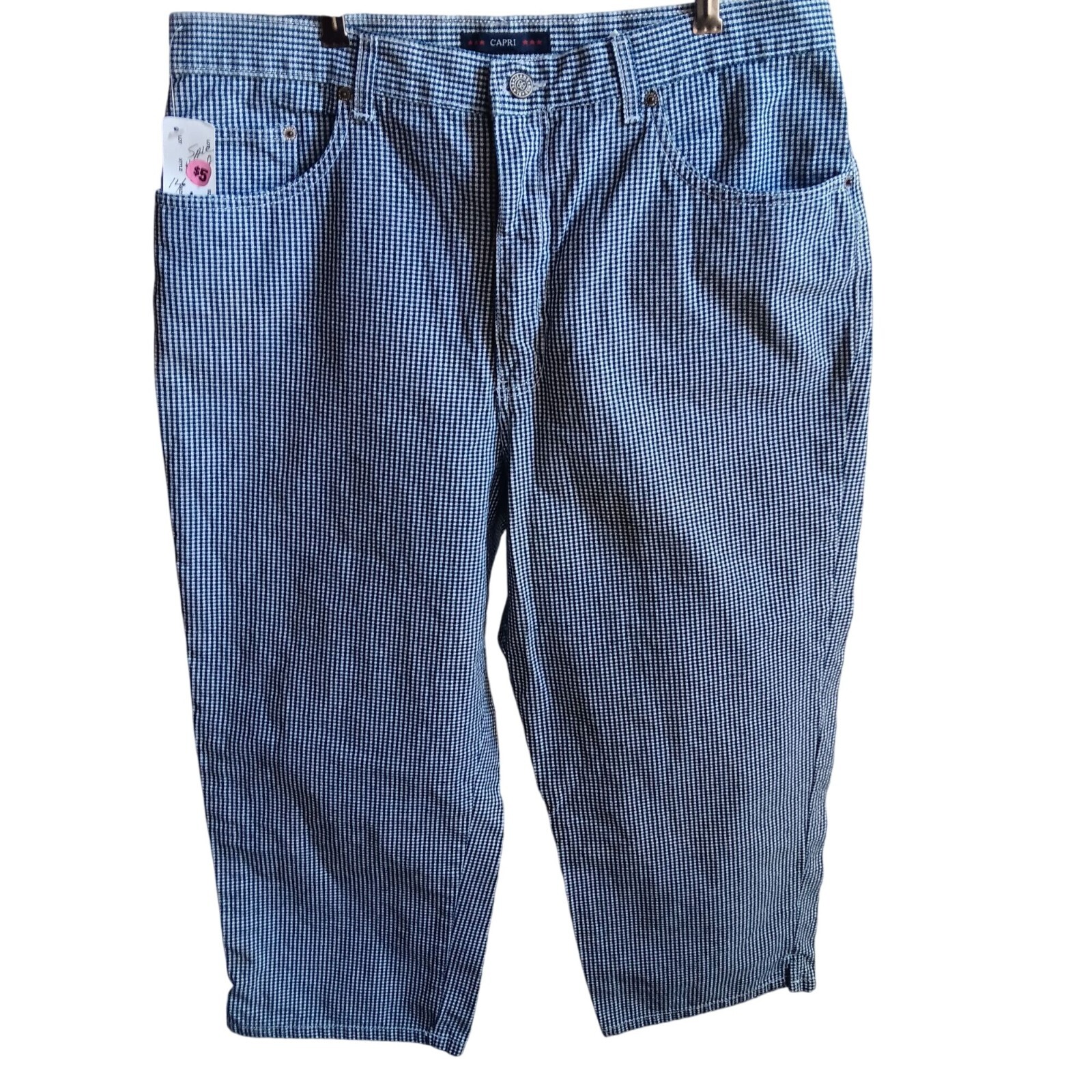 NWT 90's VTG Bill Blass Jeans Women's Capri Pants Size 14 NWT 90's VTG Bill Blass Jeans Women's Capri Pants Size 14