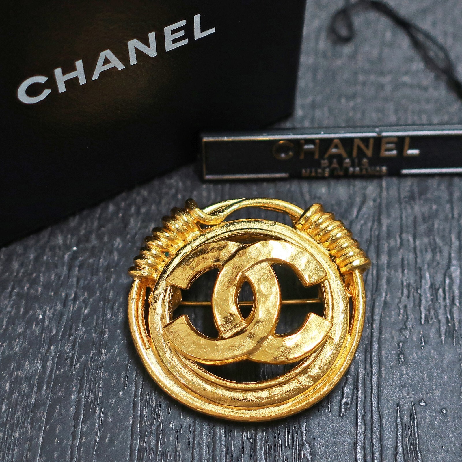 CHANEL Gold Plated CC Logos Round Vintage Pin Brooch #612c CHANEL Gold Plated CC Logos Round Vintage Pin Brooch #612c