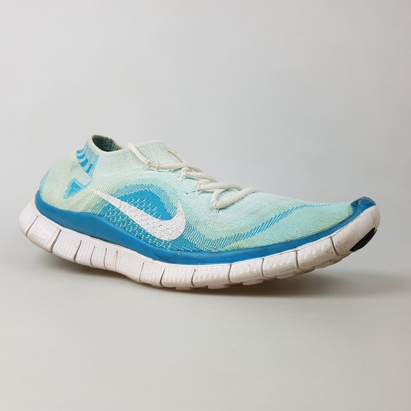 nike free flyknit chukka