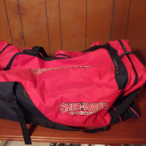Red Sherwood Hockey Equipment  Bag Large 35 In long