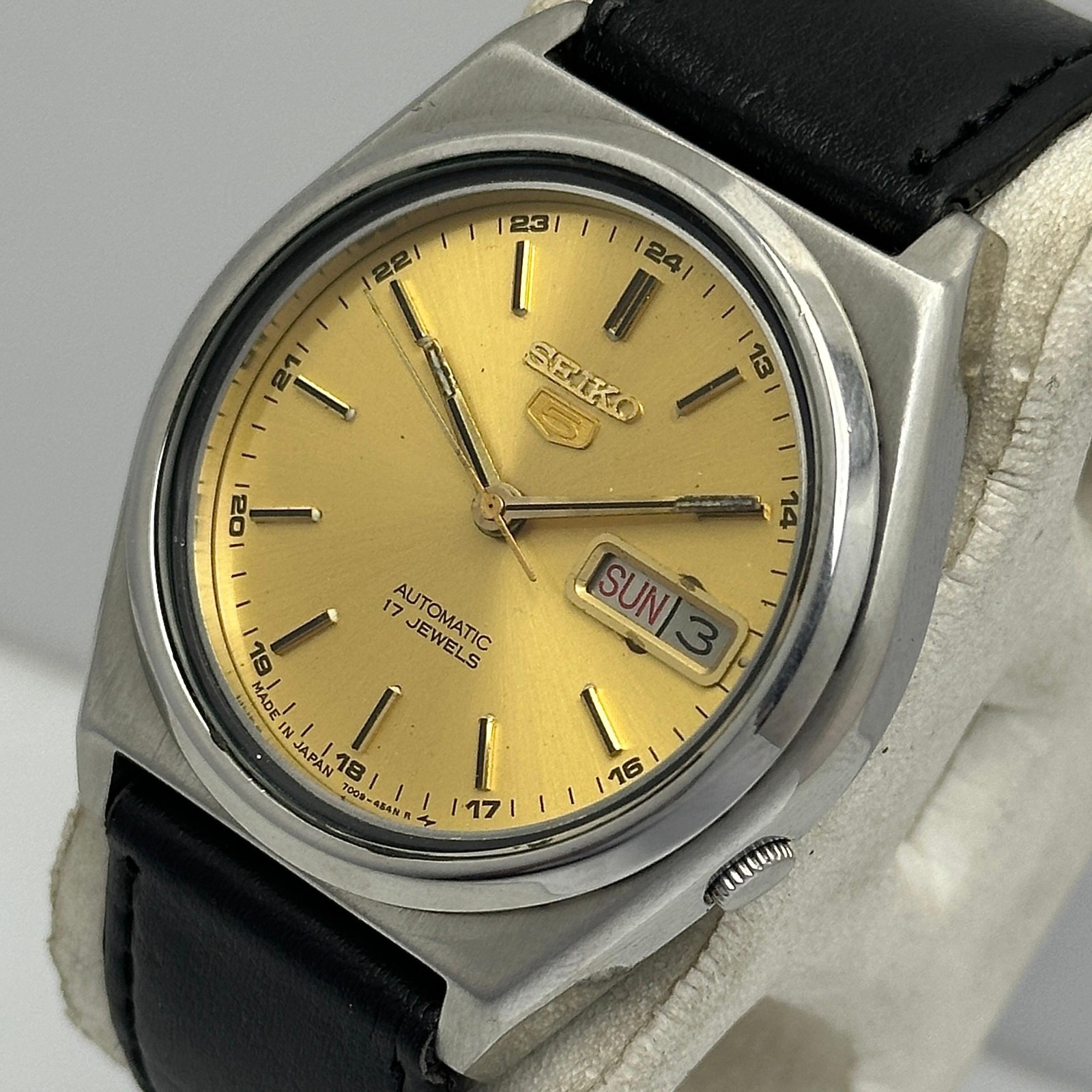 SEIKO5 型番は7009-876A Seiko Seiko 5 7009-876A Stainless Steel Day Date Automatic
