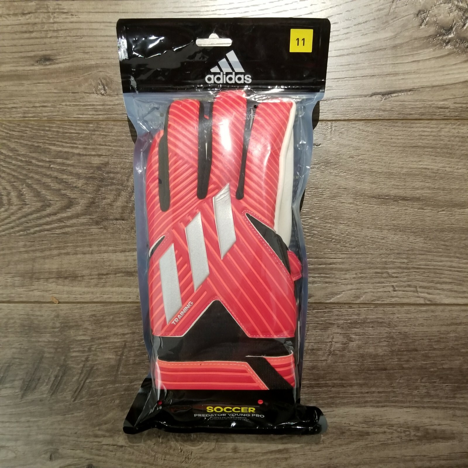 adidas predator young pro goalkeeper gloves