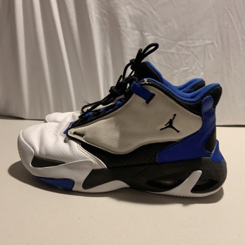 JORDAN MAX AURA 4 ブルー Amazon.com | Jordan Mens Max Aura 4 Shoes | Road Running