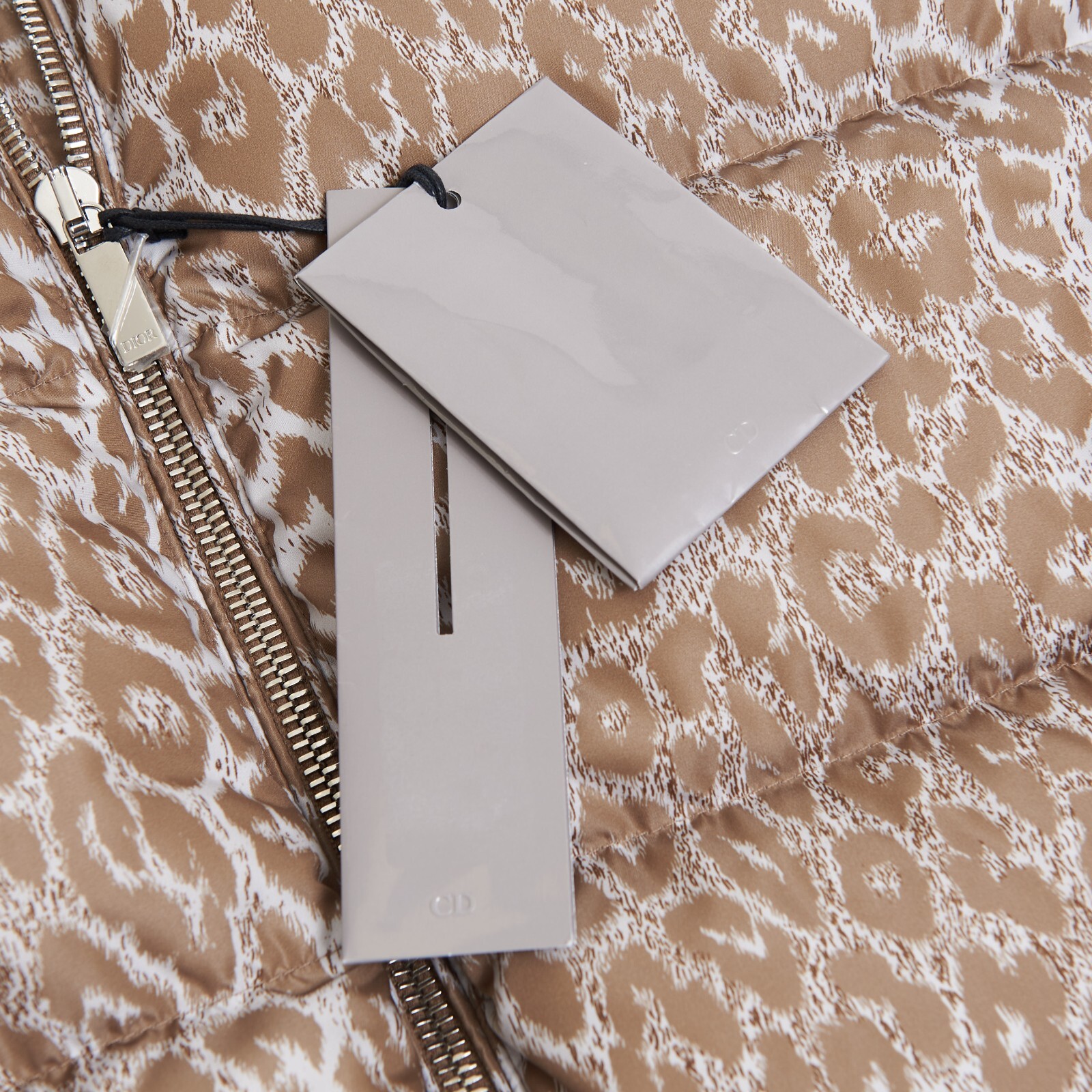 Pre-owned Dior 2700$ Leopard Pattern Print Down Jacket - Quilted, Padded In Brown