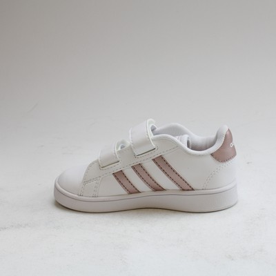Adidas shoes 8 number clearance girl
