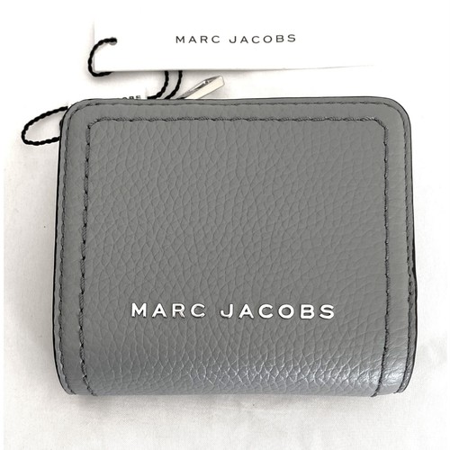 折りたたみ財布 MARC JACOBS BLACK LEATHER WALLET Marc Jacobs The Leather J Marc tri-fold Wallet | Black