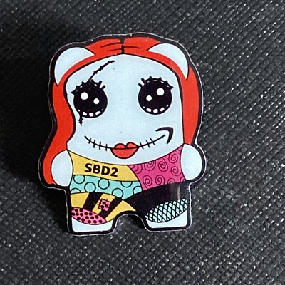Sally Bear Pin SBD2 amazon peccy pin