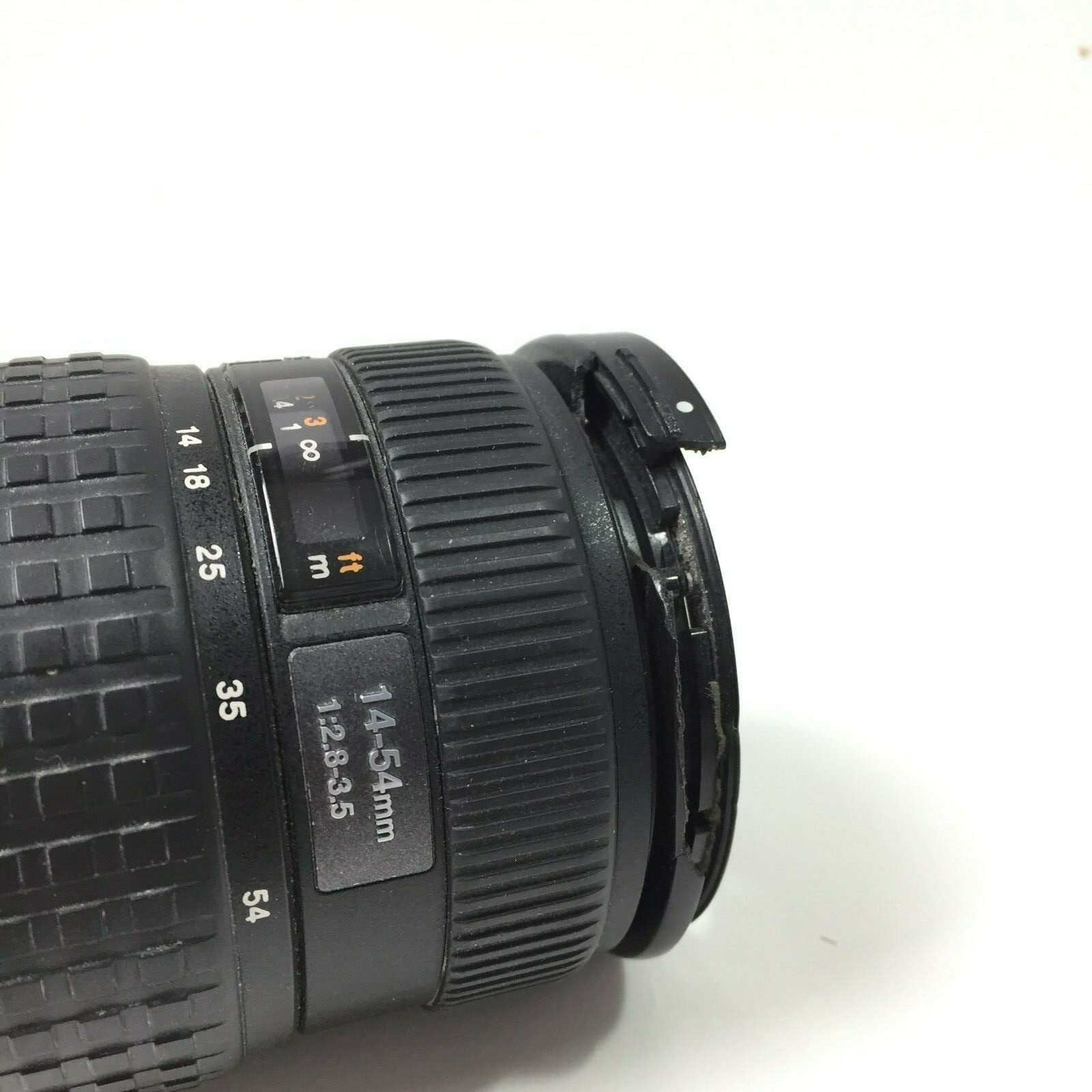 Olympus Zuiko Digital 14-54mm Lens with case (with flaws, AS IS)