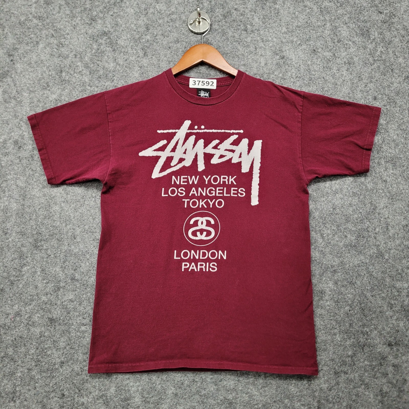 Stussy x DSM Shirt Medium World-Tour Burgundy New-York Paris Stussy x DSM Shirt Medium World-Tour Burgundy New-York Paris
