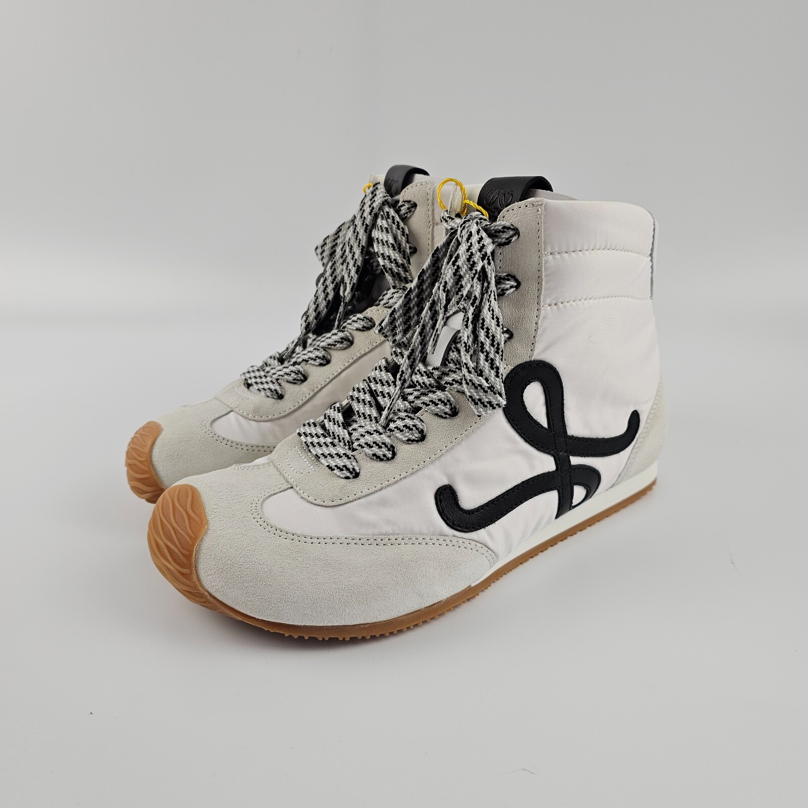 新作LOEWE レディース Ballet Runner 2.0 high-top sneakers LOEWE Ballet Runner 2.0 leather-trimmed shell and suede high