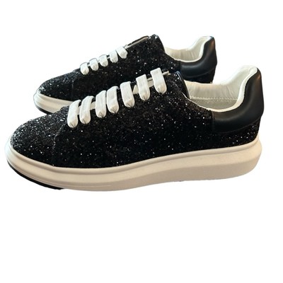 Blondo Waterproof Glittering Low Top Sneakers Street Chic NEW Size 9.5