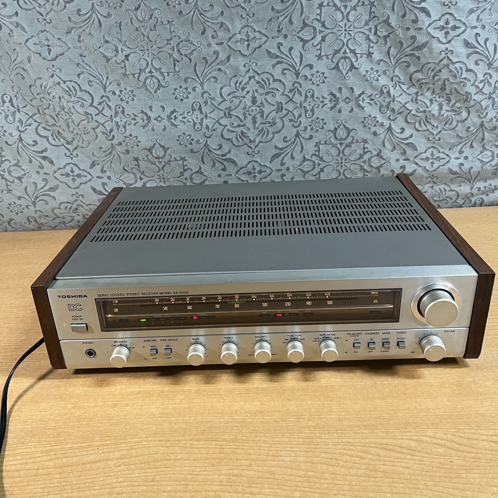 昭和レトロ　TOSHIBA　HiFi STEREO AMPLIFER Vintage Toshiba SA-5000 Stereo Receiver Amplifier AM/FM | eBay