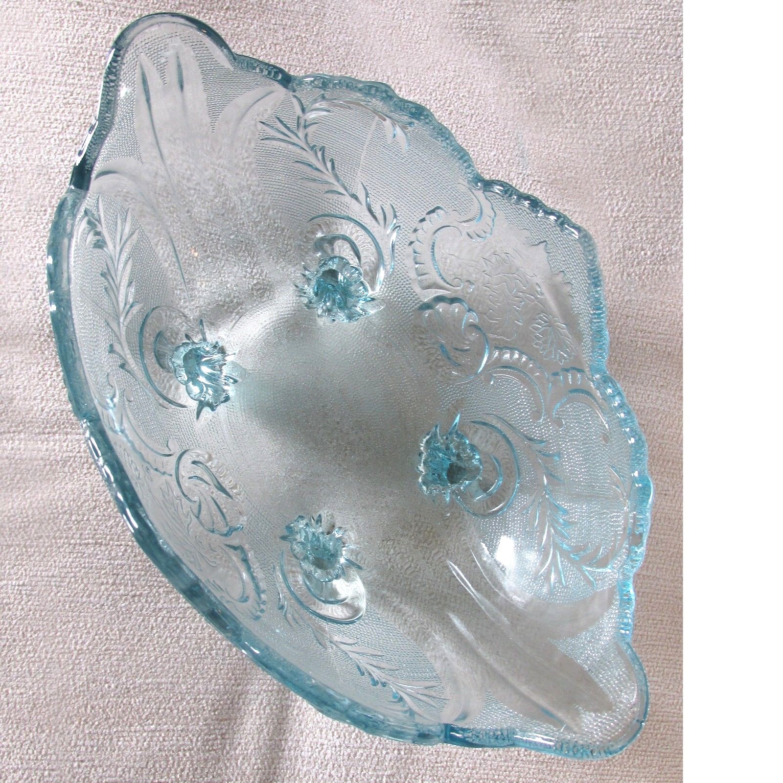 VINTAGE JEANETTE SANDWICH GLASS BOWL COMPOTE PALE BLUE RARE