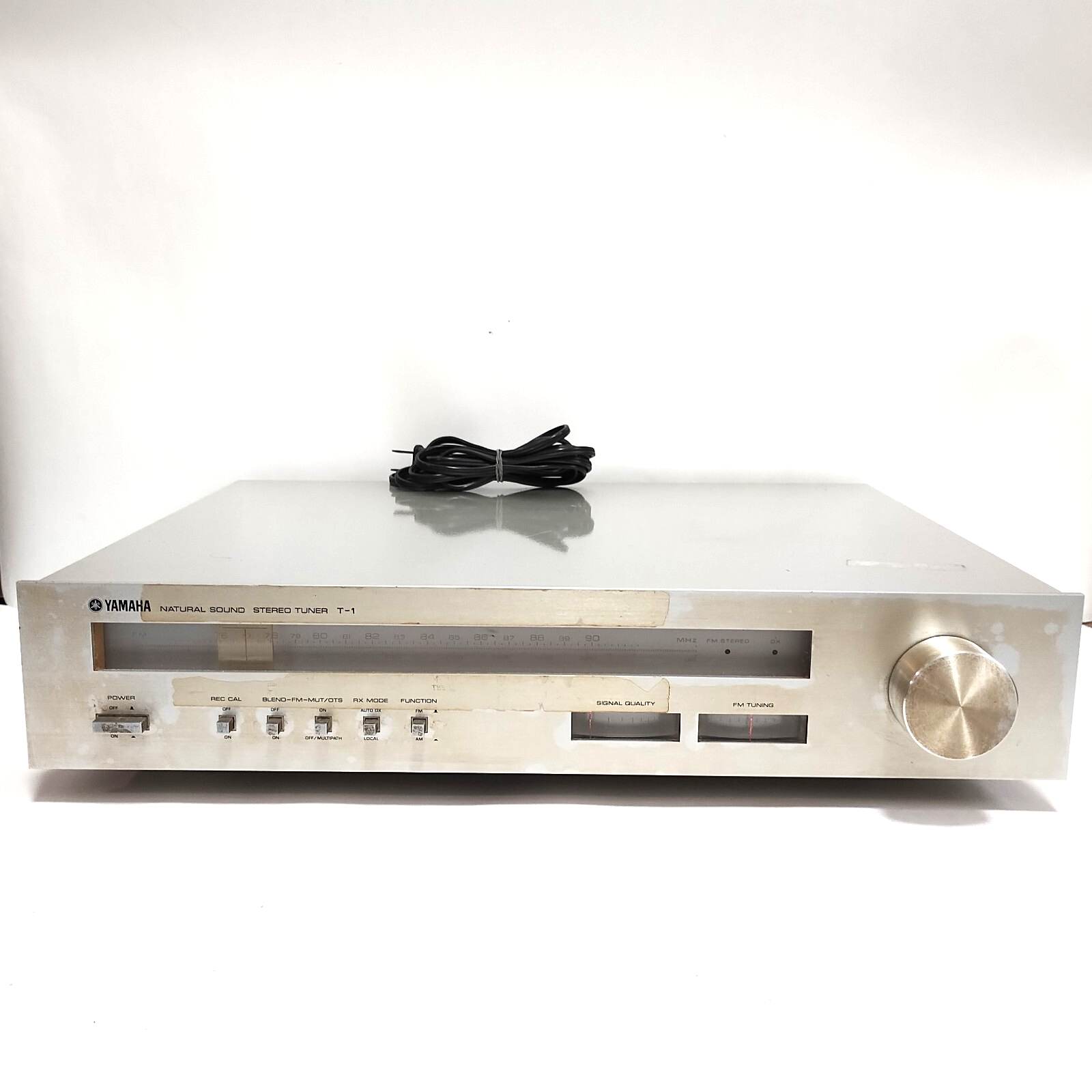 Vintage Yamaha Natural Sound Stereo Tuner T-1 AM FM Radio