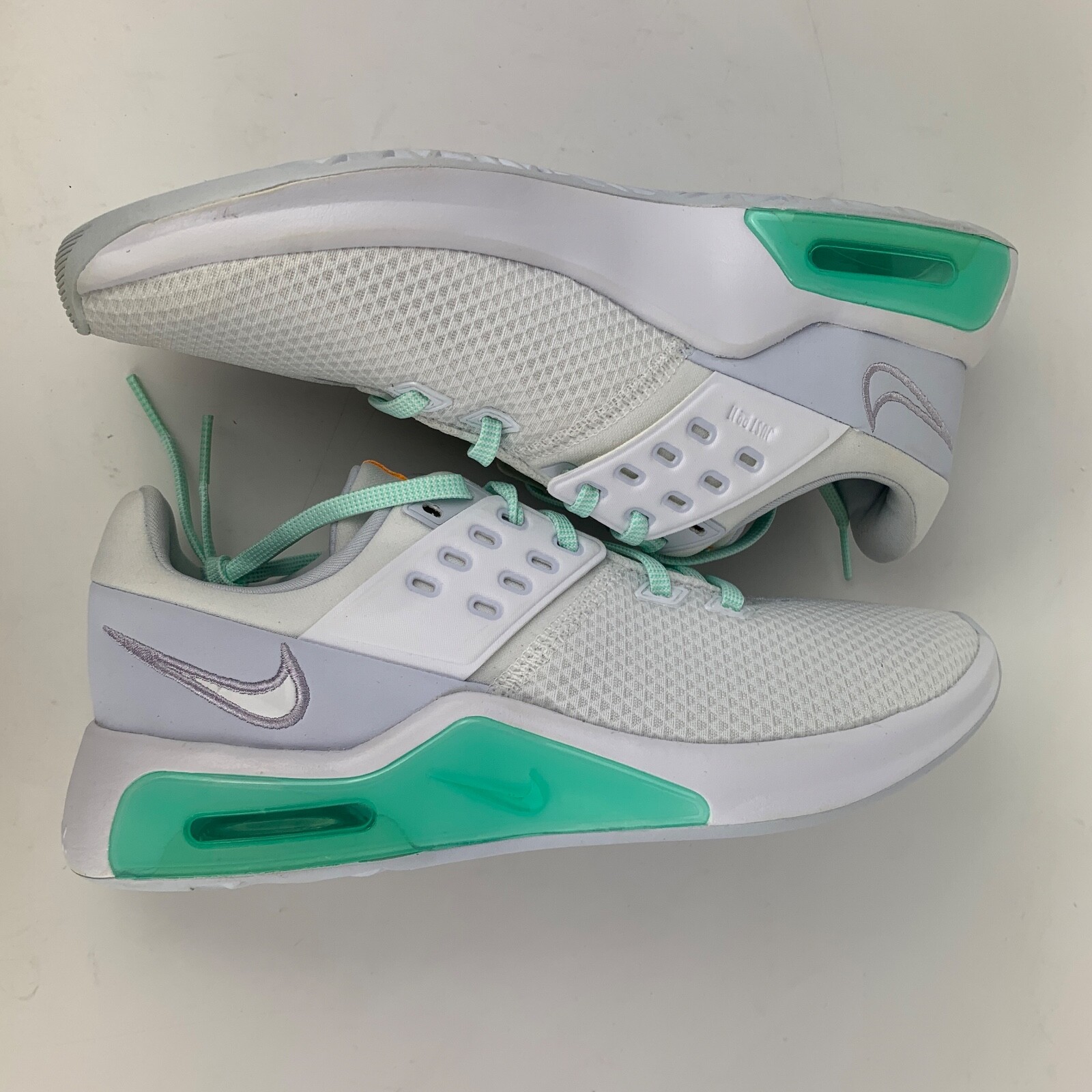 

Nike W Air Max Bella TR 4 White Green Glow кроссовки обувь CW3398-101 женские 8, Белый, Nike Air Max Bella