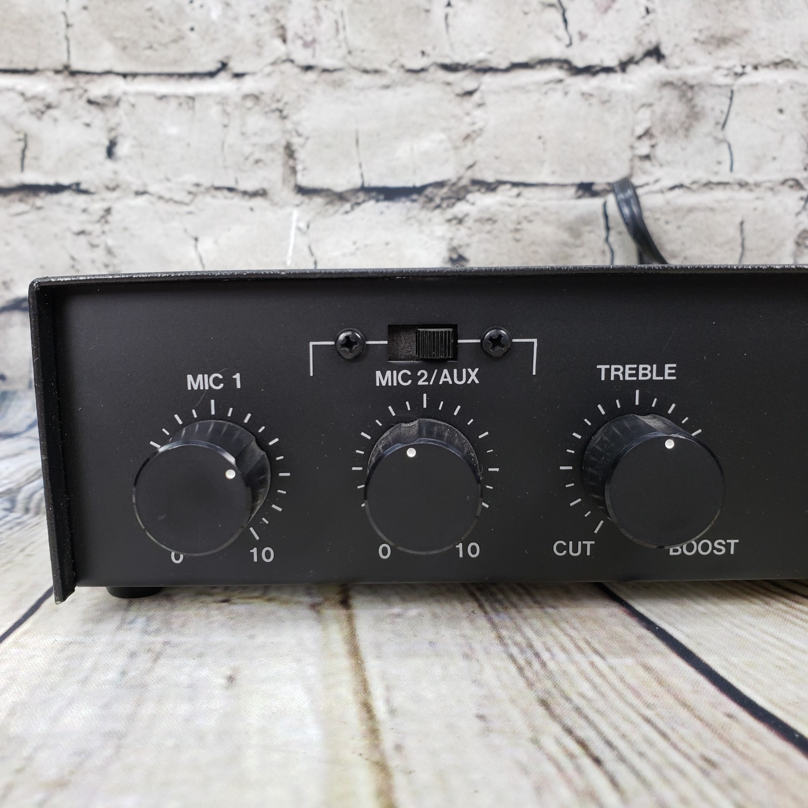 Bogen C20C 20 Watt Commercial Public Address 2 Mic Amplifier Mixer Solid State
