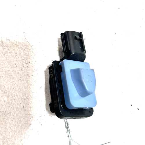 18-21 TOYOTA CAMRY FRONT LEFT OR RIGHT SIDE DOOR CRASH IMPACT SENSOR OEM 1PCS