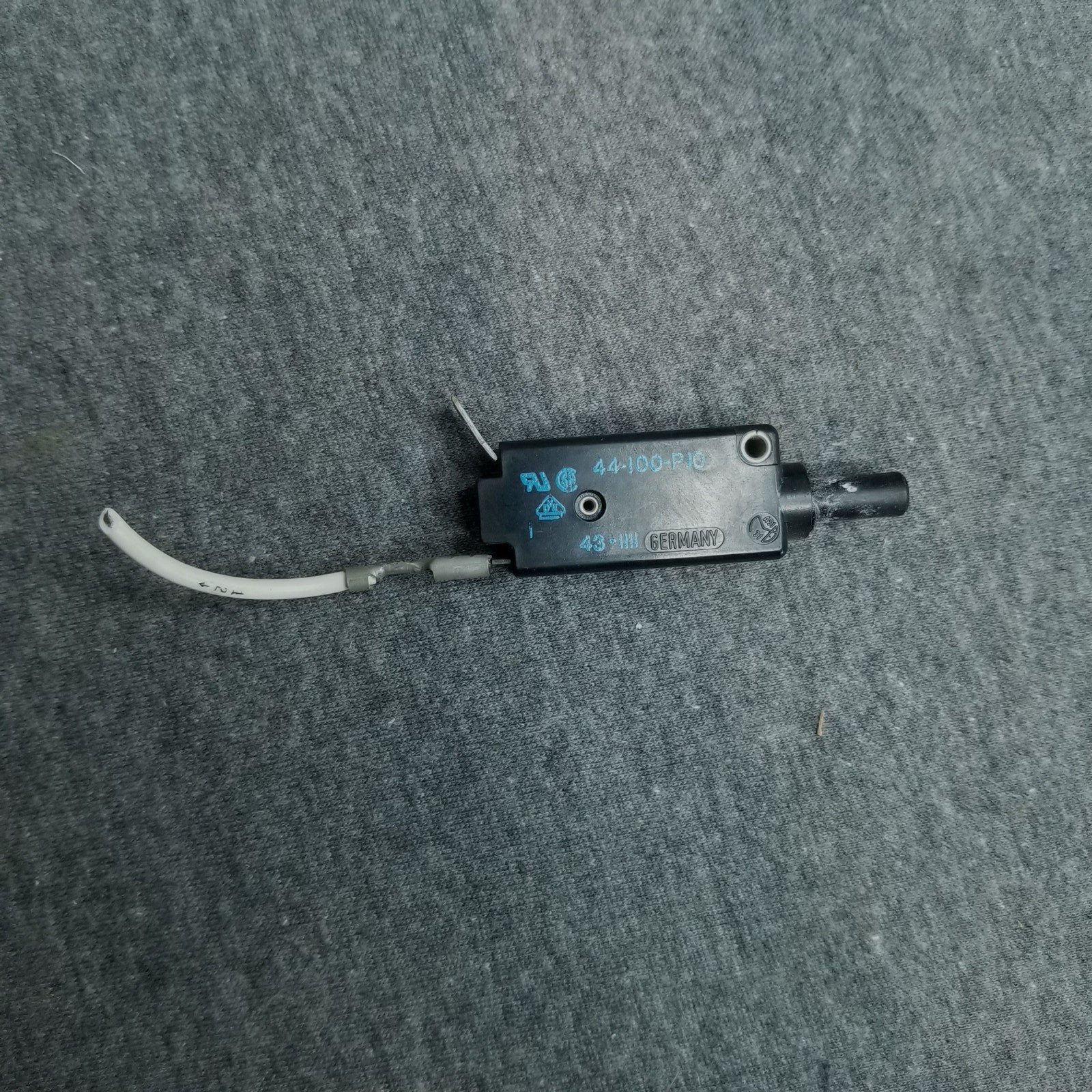 ETA Circuit Breakers 44-100-P10 250V AC28V