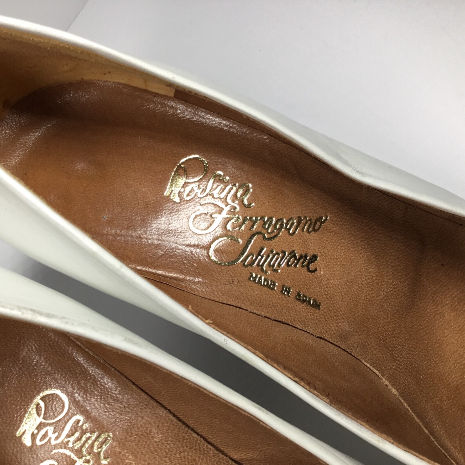 Rosina Ferragamo Schiavone Heels Womens 9N Vintage White Leather Shoes Spain