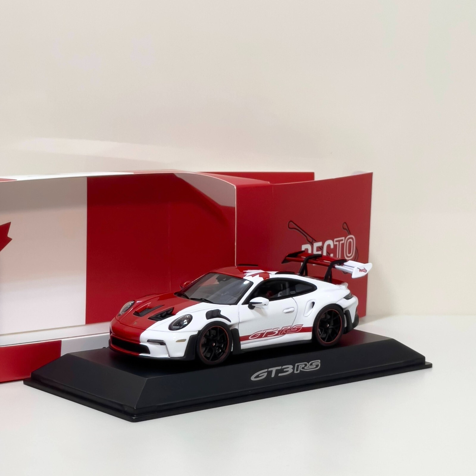 1/43 Spark Porsche 911 GT3 RS (992) - PEC Canada Toronto 1/43 Spark Porsche 911 GT3 RS (992) - PEC Canada Toronto