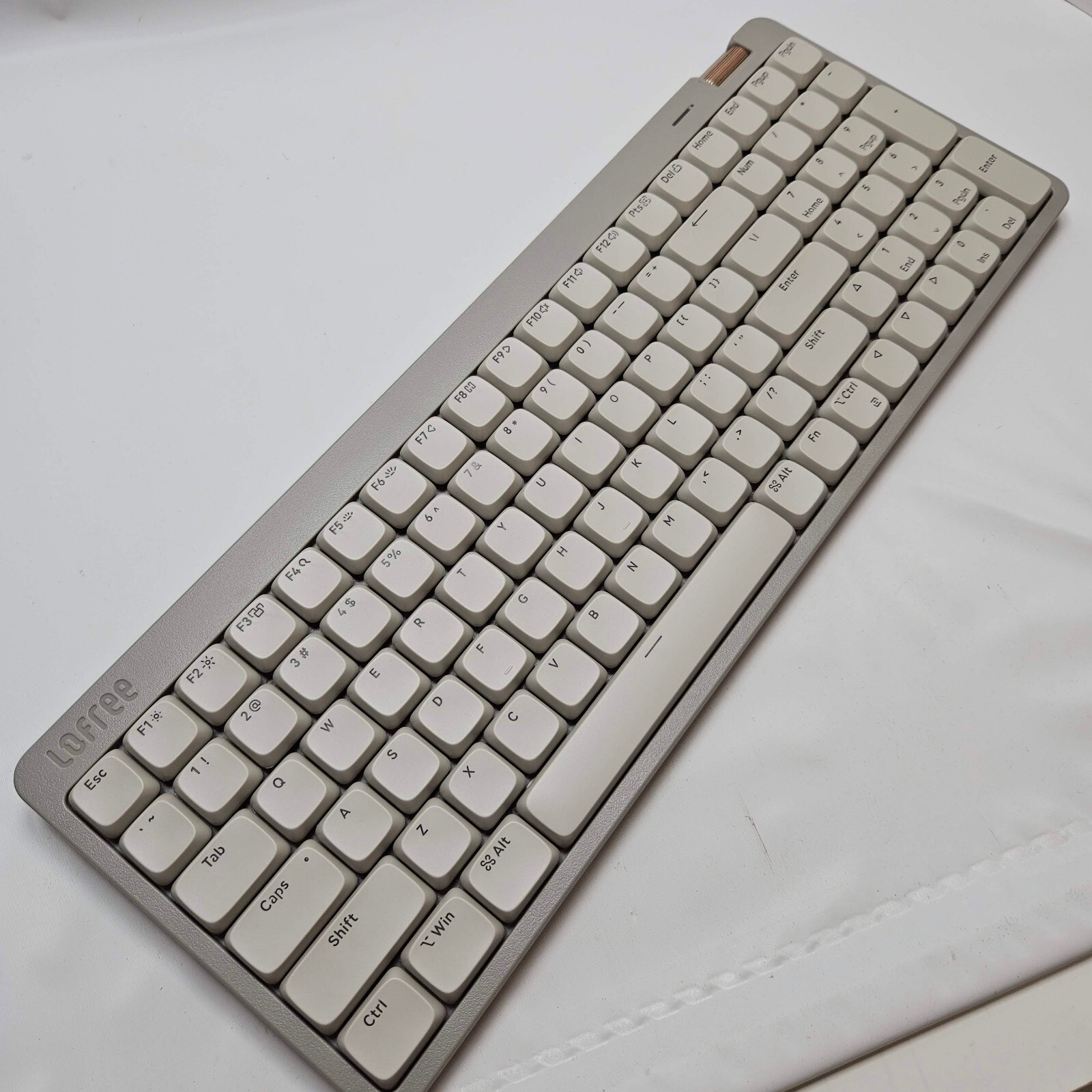 Lofree FLOW 100 ロープロファイル Flow100, the Smoothest Mechanical Keyboard