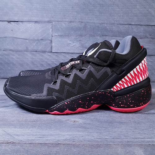 donovan mitchell black panther shoes