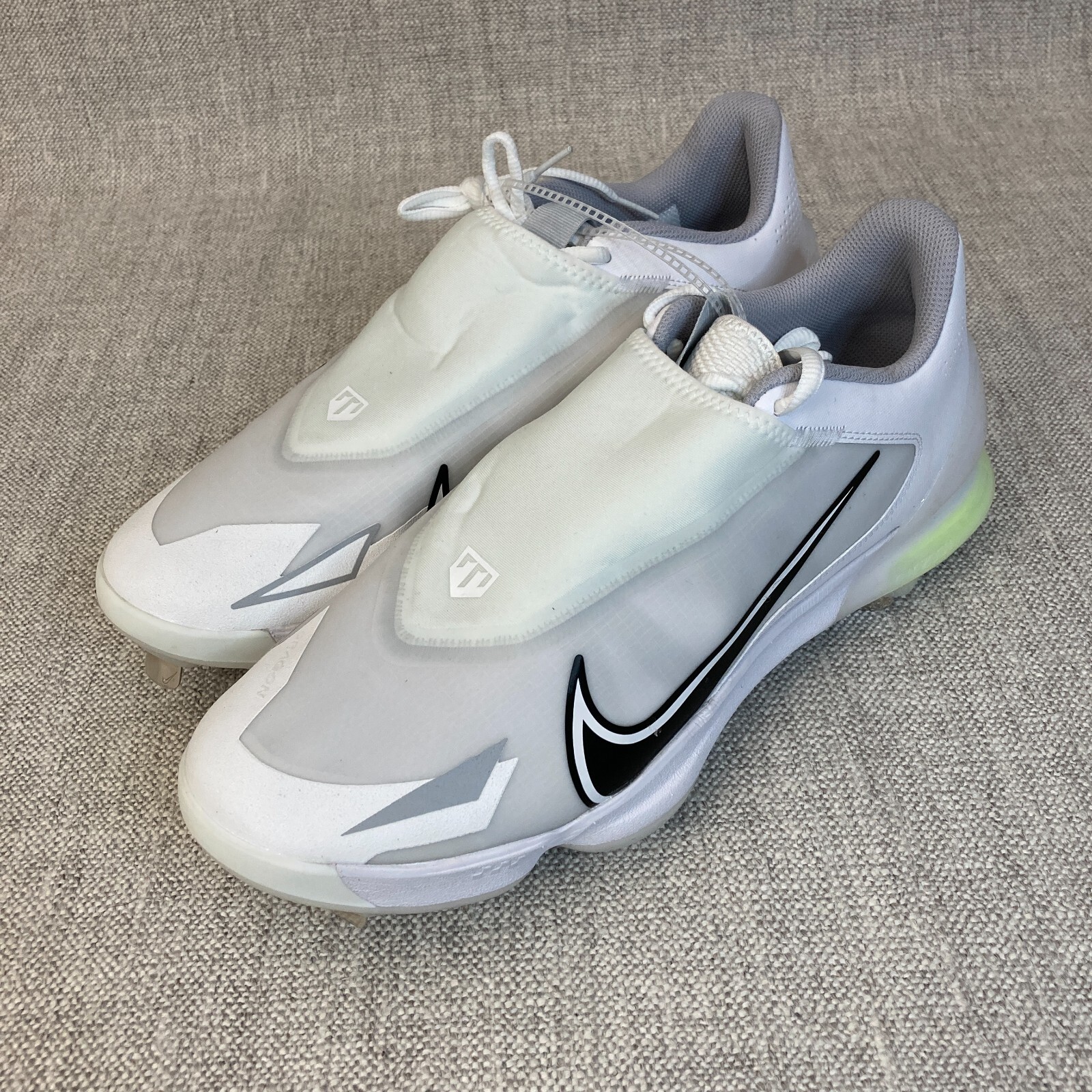 あきのりFORCE ZOOM TROUT 8 PRO CZ5915 100 Nike Force Zoom Trout 8 Pro Baseball Cleats in White Mens