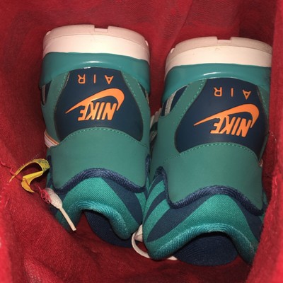 nike air trainer sc blue