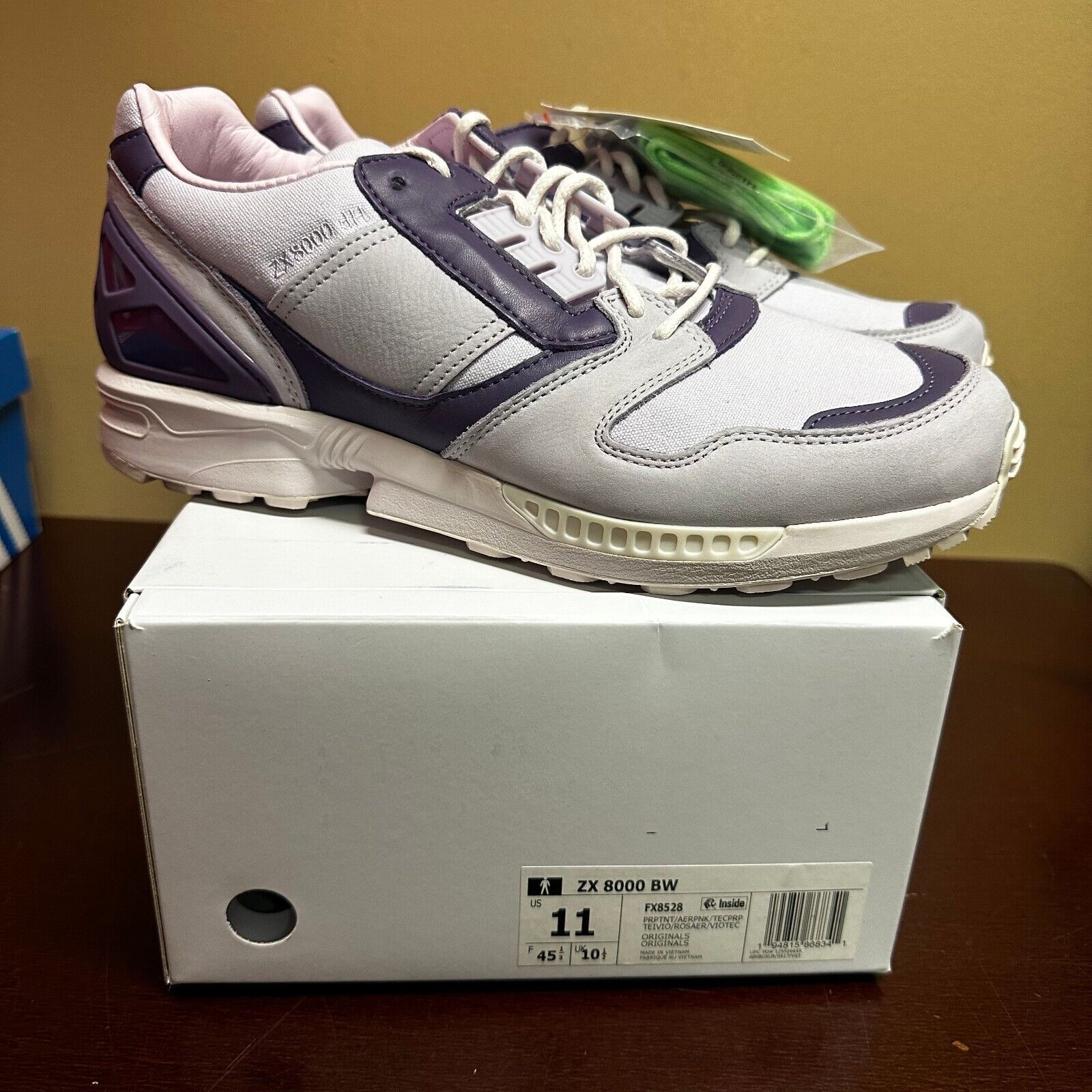 Adidas Mens Purple Pink ZX 8000 BW FX8528 Lace Up Athletic Running Shoes Size 11 Adidas Mens Purple Pink ZX 8000 BW FX8528 Lace Up Athletic Running Shoes Size 11