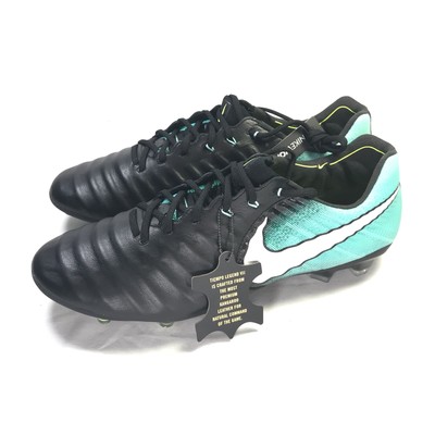 nike tiempo brun