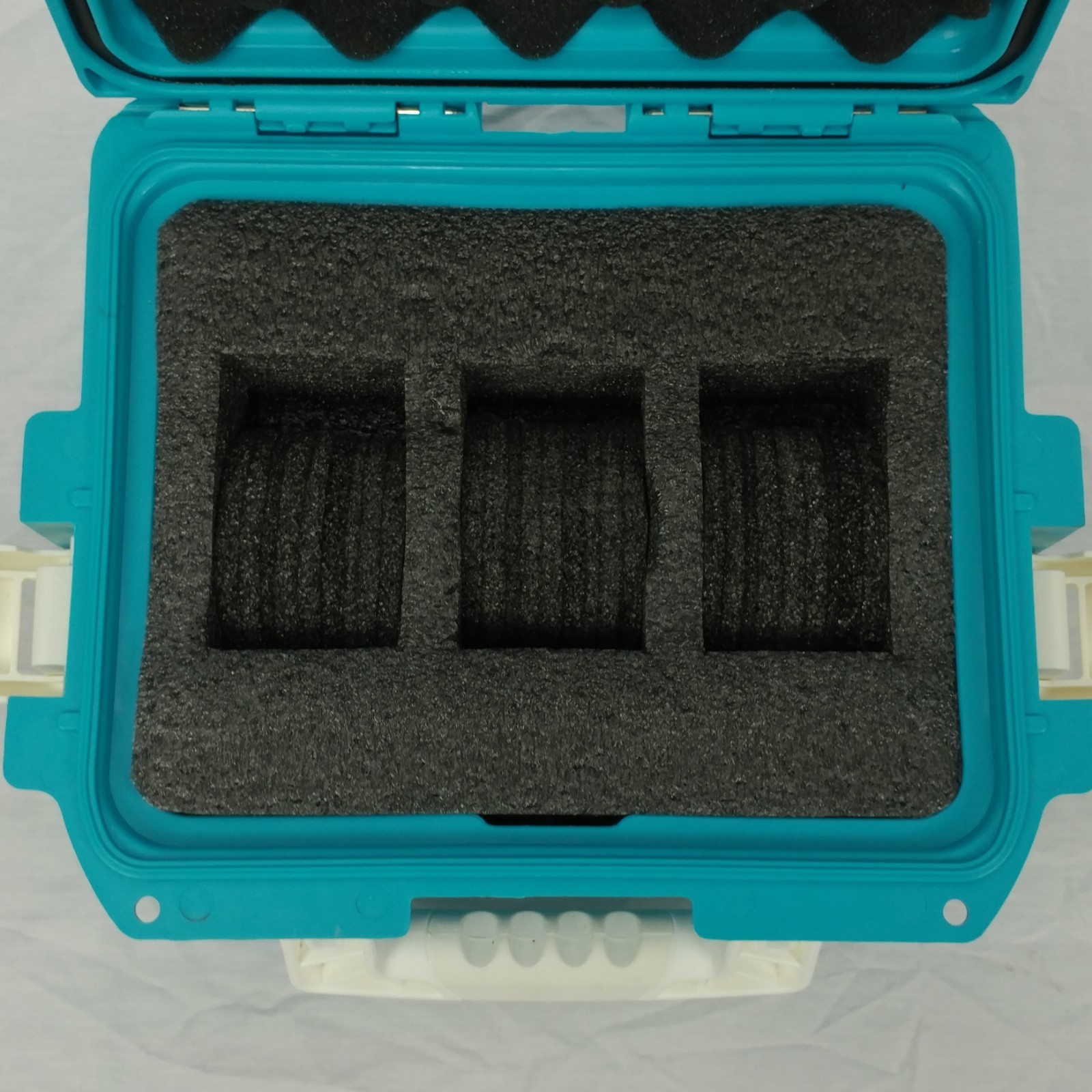 INVICTA Blue Aqua Hard Waterproof Watch Case Three 3 Slot Protective Foam Insert