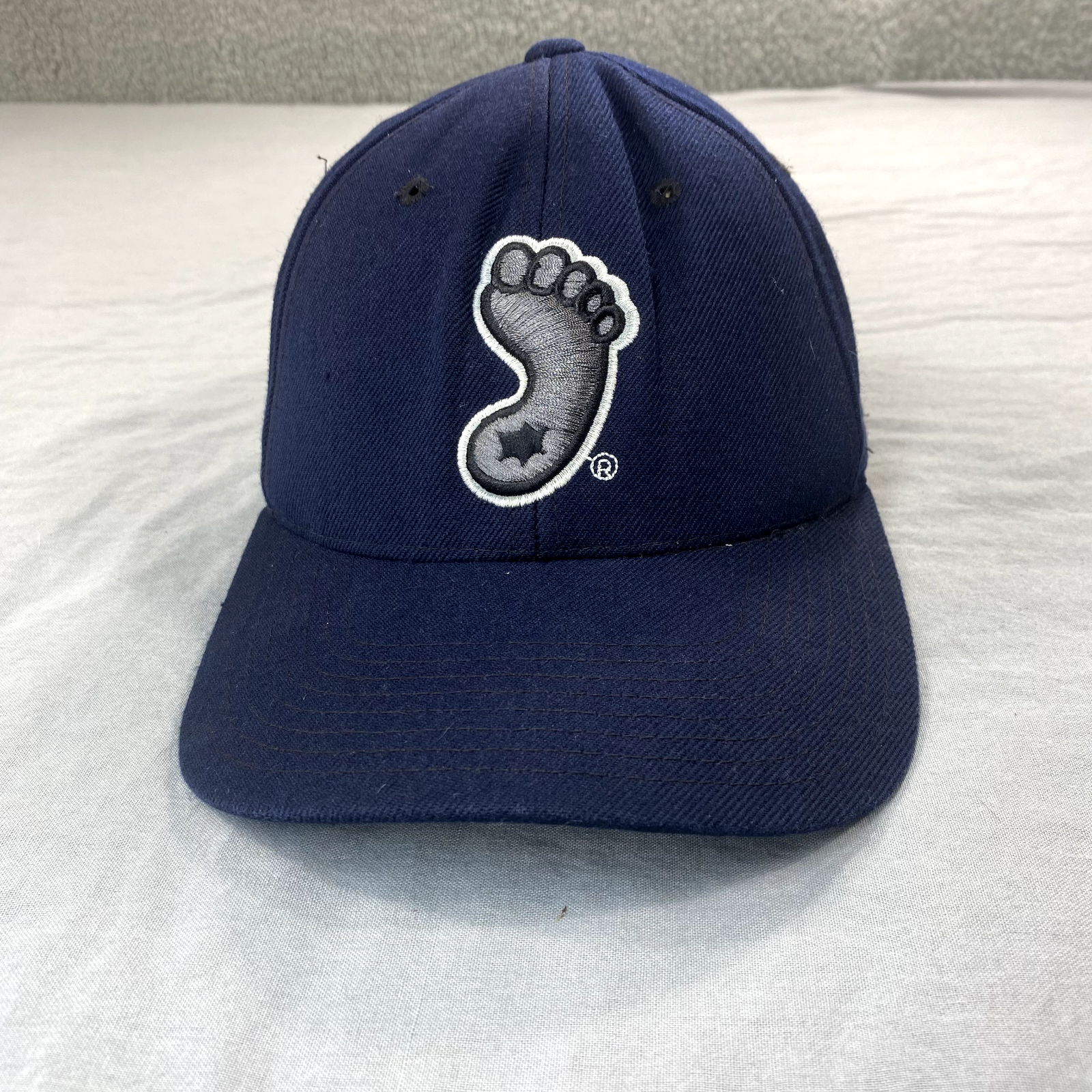VINTAGE North Carolina Tar Heels Cap Hat Size 7 1/4 Blue UNC