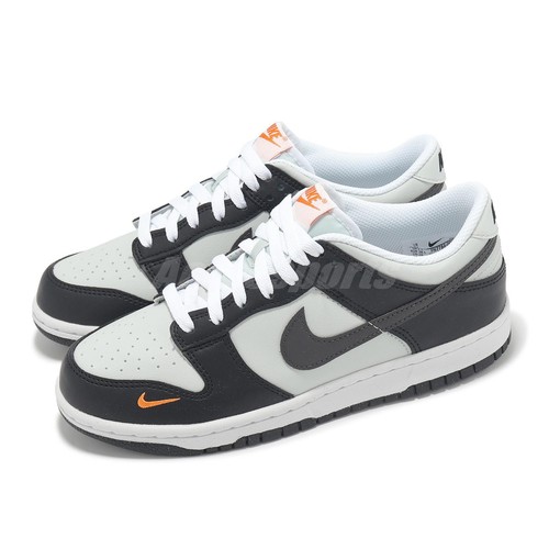 NIKE - きらりん Nike V2K Run Light British Tan Men Lifestyle Casual Shoes