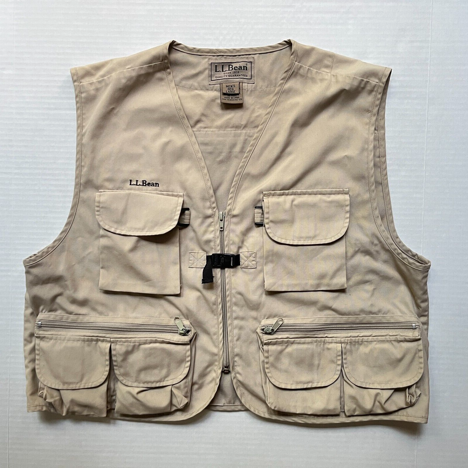 LL Bean Khaki Fly Fishing 18 Pocket Vest Vintage Large 90's