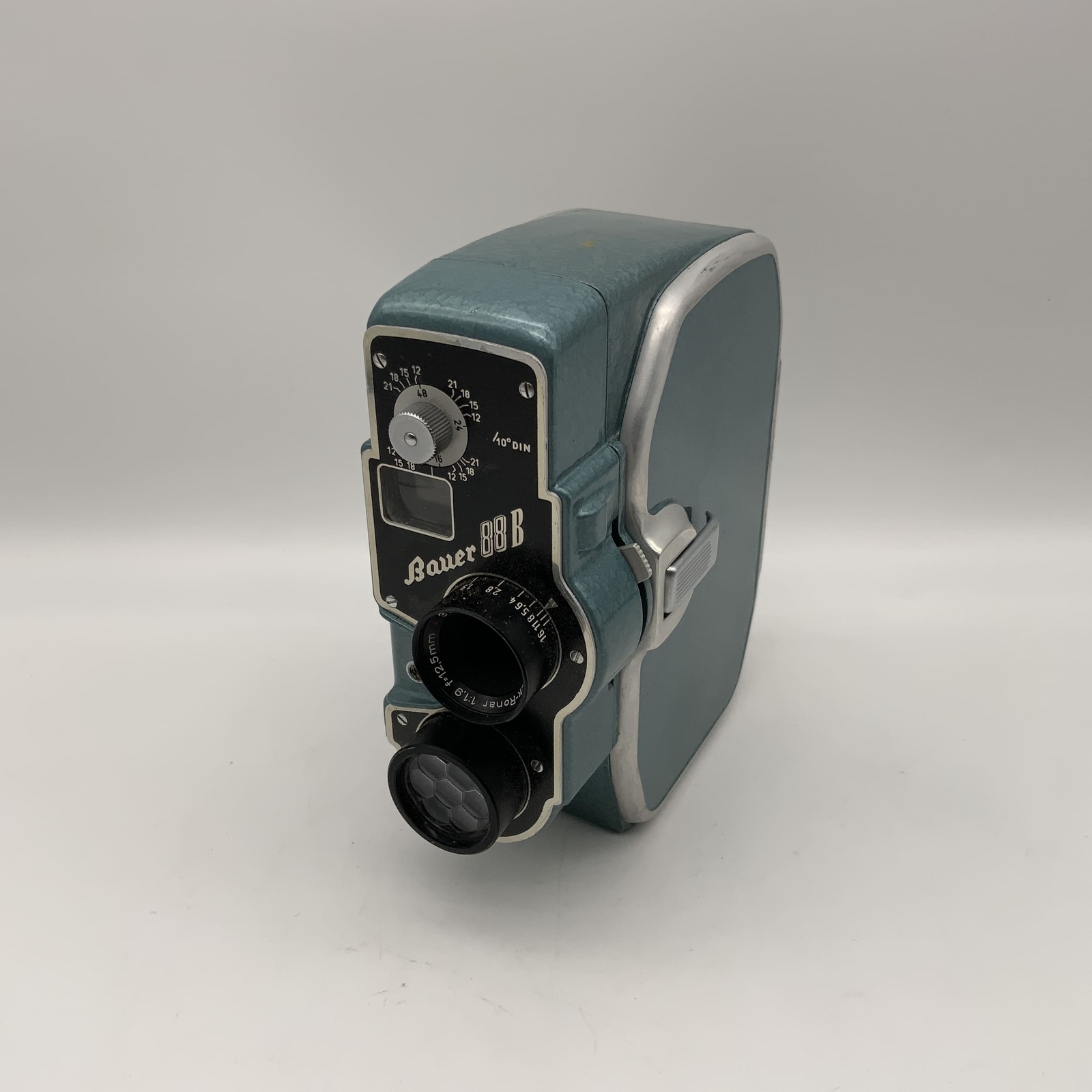 Zenith Quartz DS8-M Film Camera With 1.9/12.5Mm Super 8 Movie