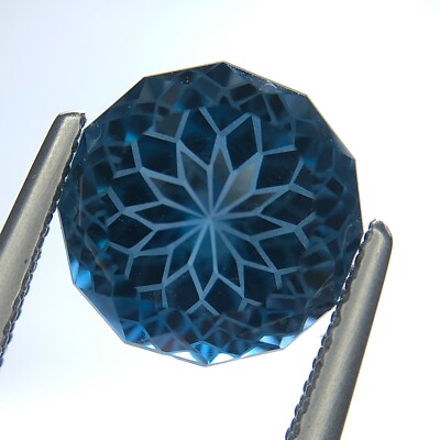 6.00ct Beautiful Precision Flower cut London Blue  Topaz Gemstone