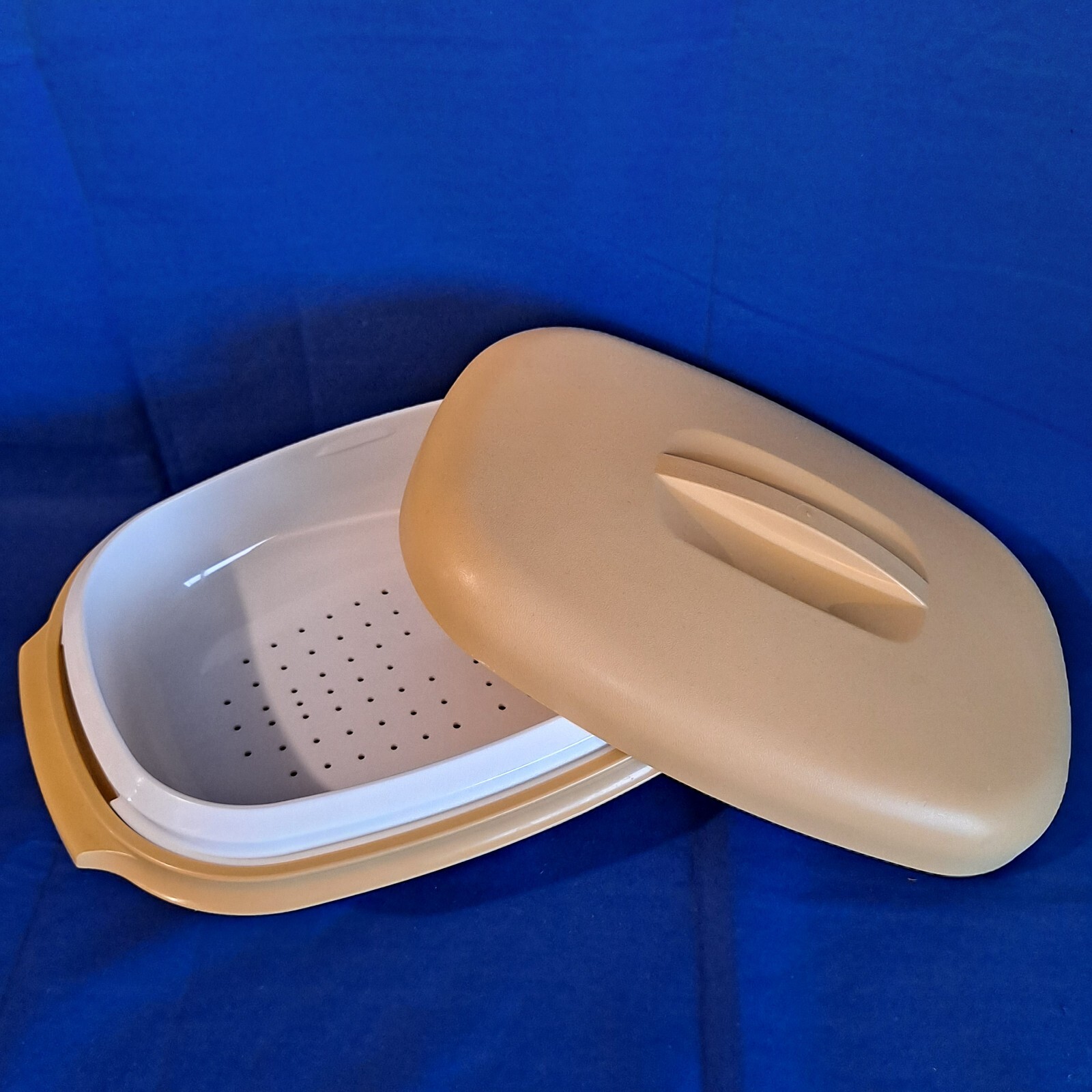 Vintage Tupperware MICROWAVE VEGETABLE STEAMER Rice Cooker Almond