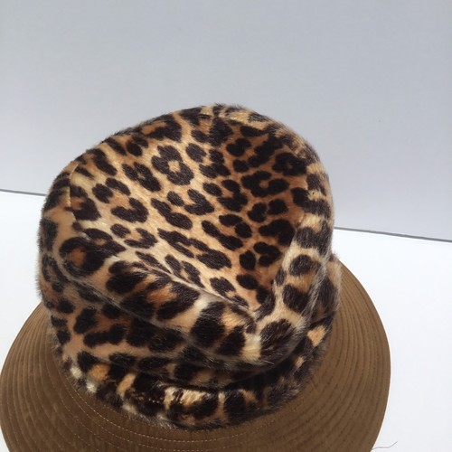 Heeksuede Vintage Women's Leopard Print Hat. Union Made In Holland 591785