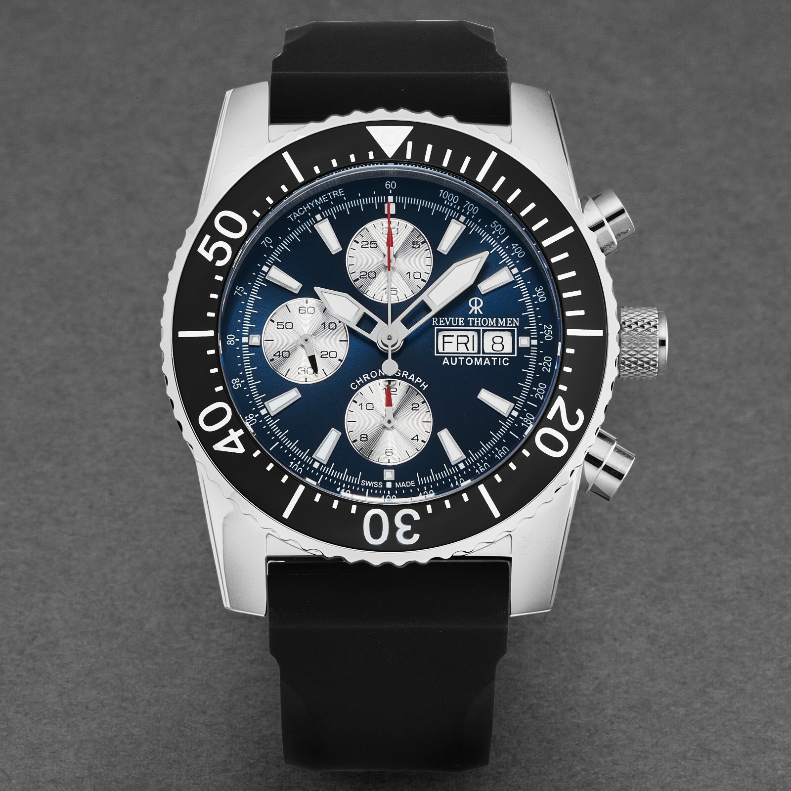 Pre-owned Revue Thommen Men's Divers' Blue Dial Day-date Chronograph Blue Dial 17030.6525