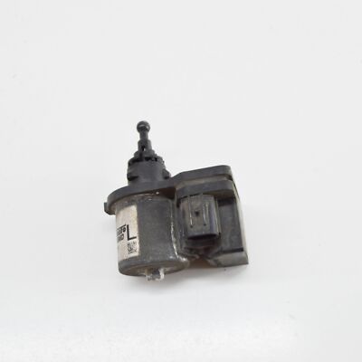 リ。 TOYOTA LAND CRUISER J150 Headlamp Leveling Motor 85691-28011