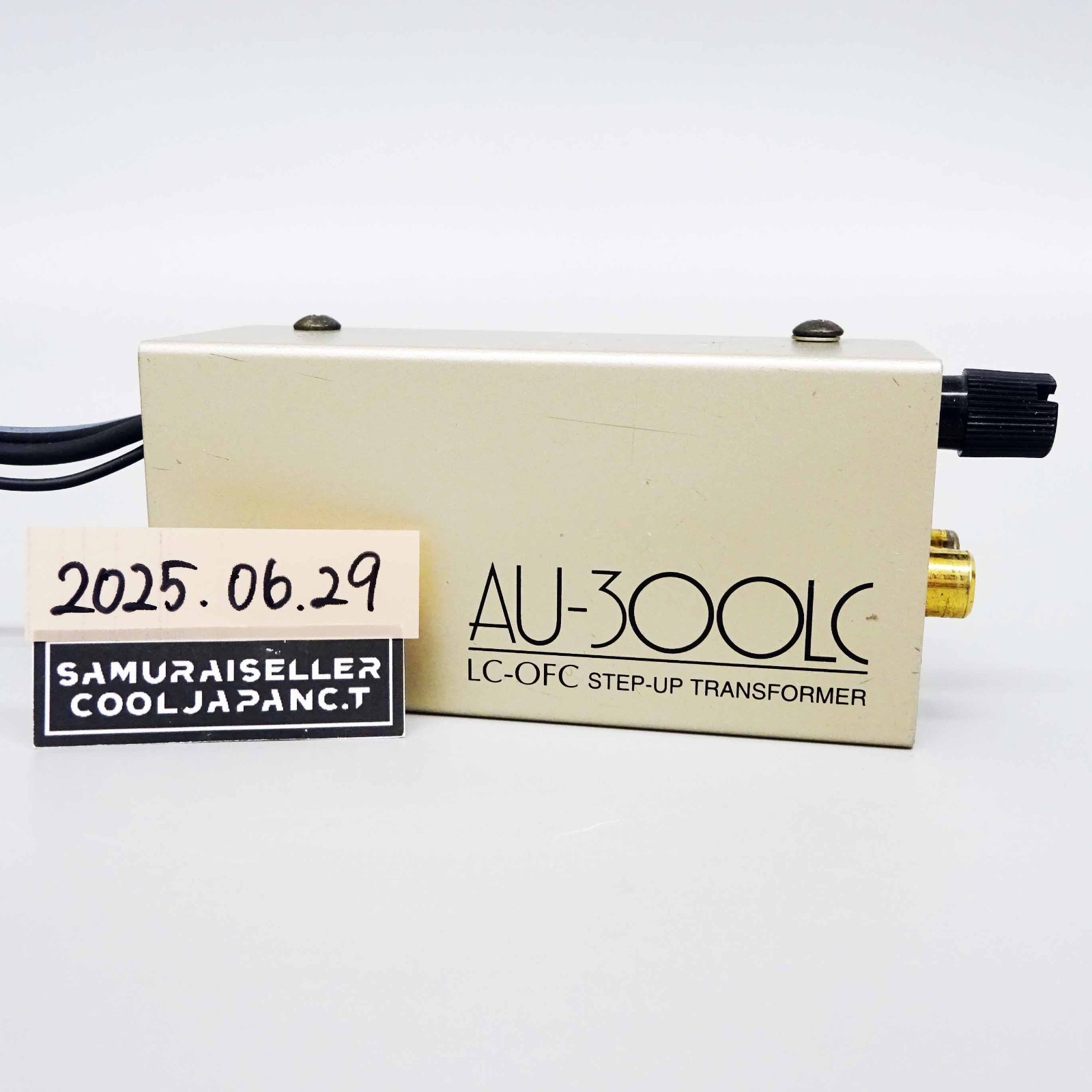 DENON 　　AU-300LC Denon AU-300 LC-OFC MC Step Up Transformer – Samurai Audio