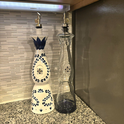 Clase Azul Reposado & Plata Bottle Liquid/Oil Dispenser with Auto flip spout